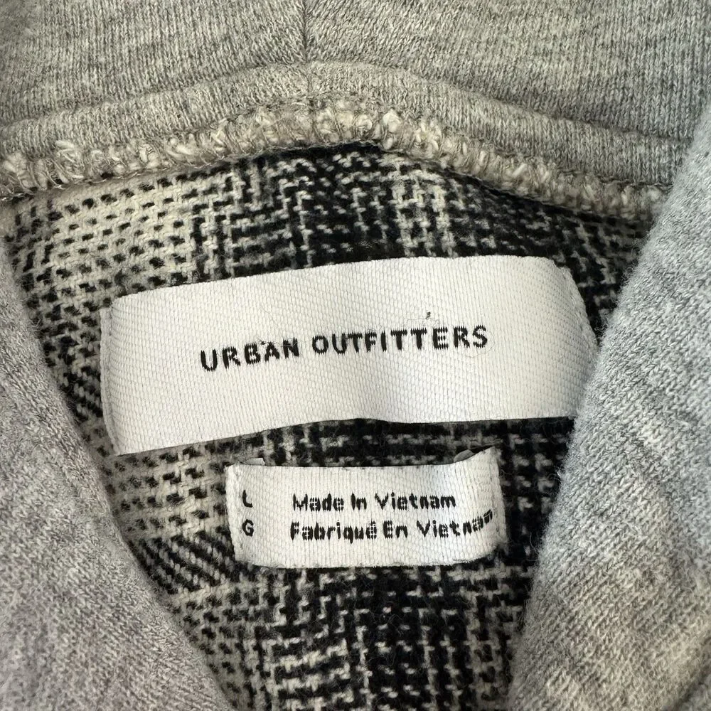 Urban Outfitters Mens Large Hooded Plaid Flannel Outdoor Black White Preppy Fall